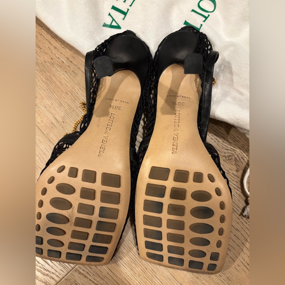 Bottega Veneta stretch pump